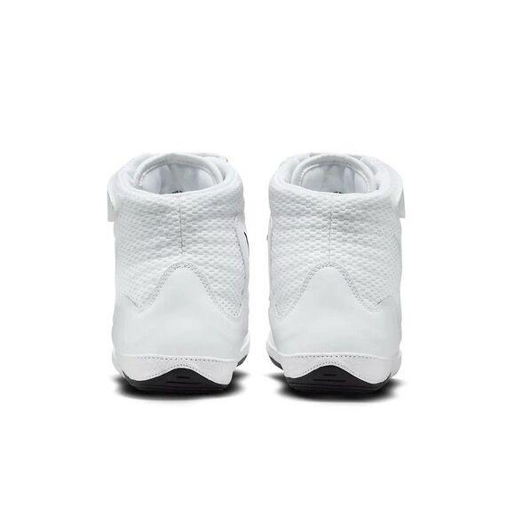 Athletic_Shoes